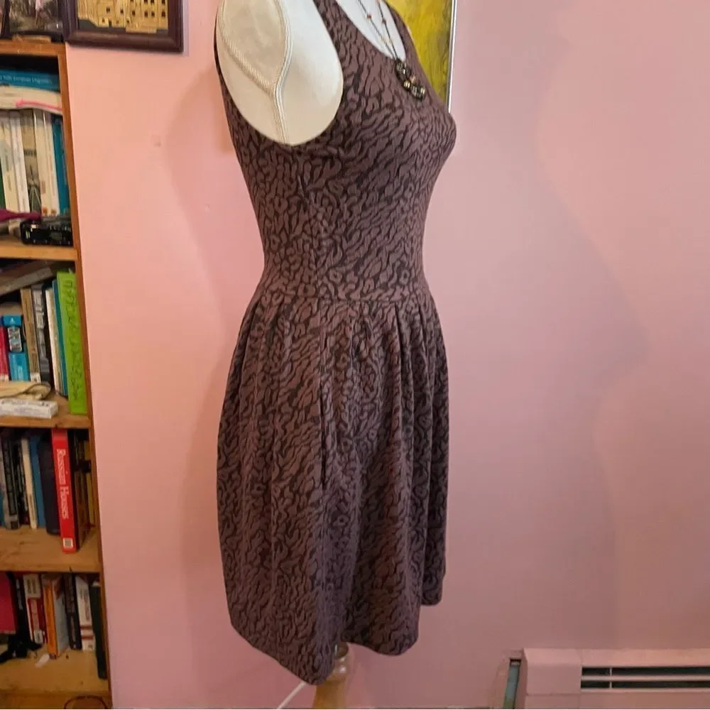 💥Host Pick!💥 Anthropologie Fit & Flare Neovision Leopard Print Midi Dress
